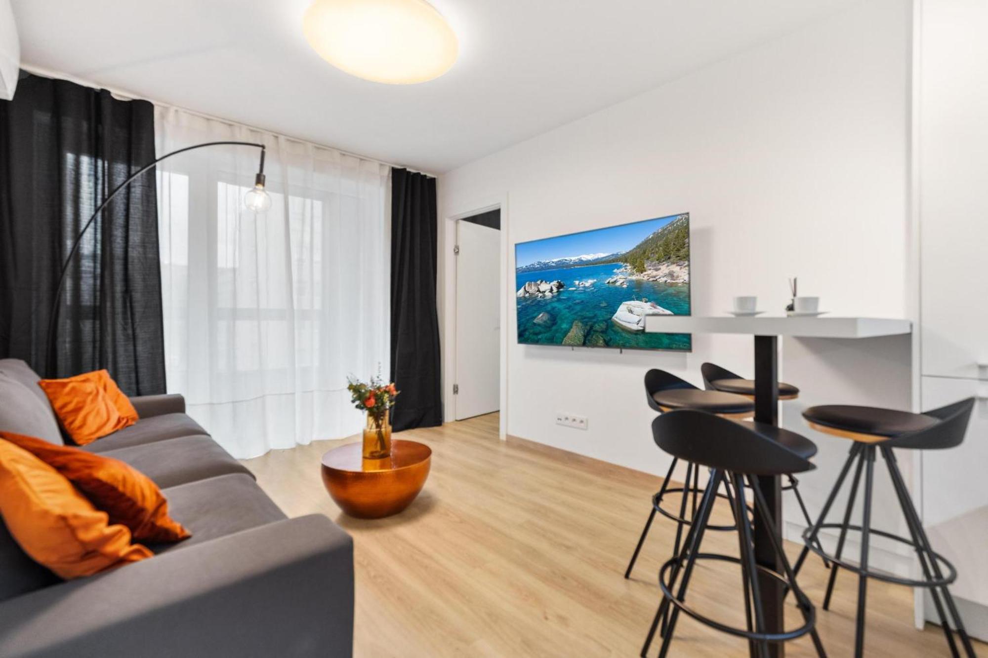 Lam Urban - Balcony Apartmán